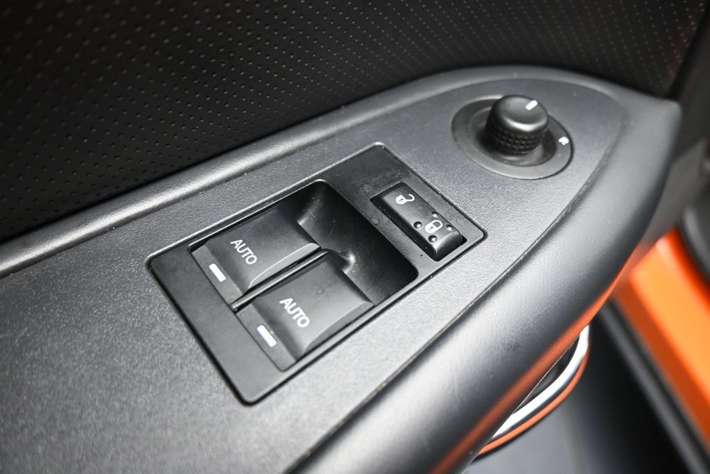 Used 2014 Dodge Challenger R/T Plus RWD image 11