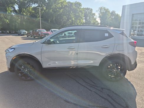 Used 2026 Buick Encore GX Sport Touring w/ Studio Series AWD/4WD image 13