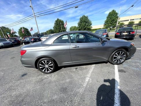 Used 2012 Chrysler 200 S image 17