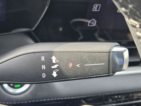 Used 2025 Chevrolet Equinox LT FWD image 20
