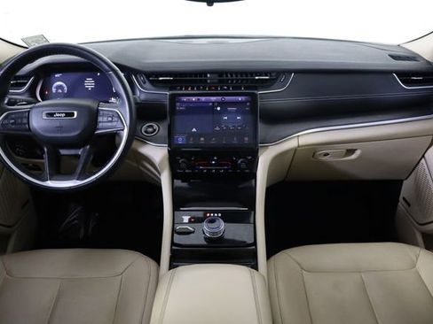 Used 2022 Jeep Grand Cherokee L Limited image 13