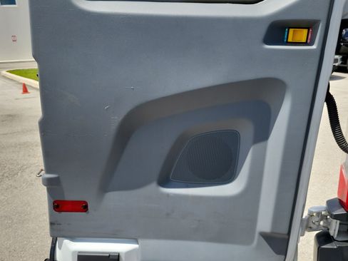 Used 2016 Ford Transit 350 XL RWD image 11
