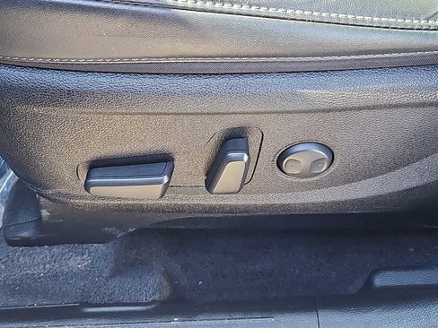 Certified 2023 Kia Telluride S w/ S Sunroof Package image 19