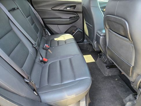 Used 2023 Chevrolet TrailBlazer ACTIV w/ Convenience Package FWD image 4