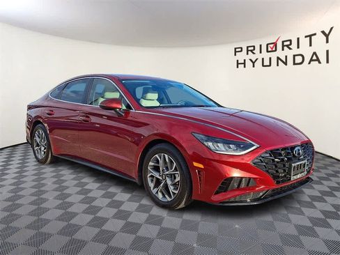 Used 2023 Hyundai Sonata SEL image 3