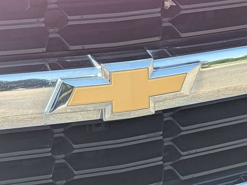 Used 2018 Chevrolet Silverado 1500 LT w/ All Star Edition AWD/4WD image 9