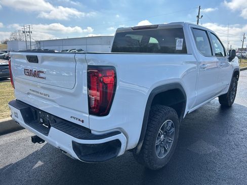 Used 2025 GMC Sierra 1500 AT4 image 3
