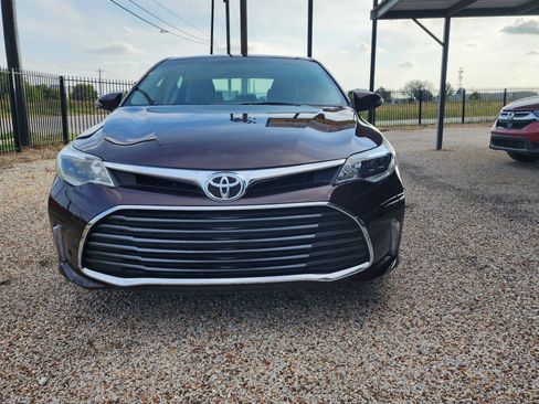 Used 2016 Toyota Avalon XLE image 4