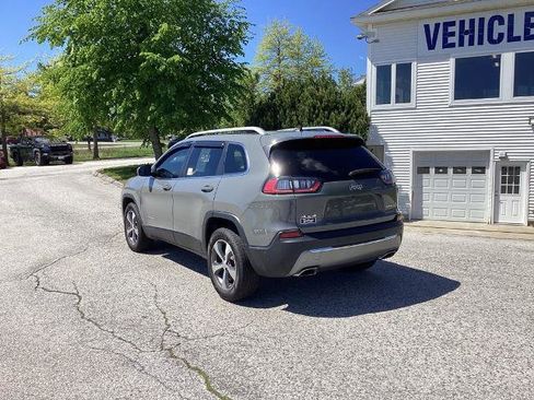 Used 2021 Jeep Cherokee Limited AWD/4WD image 4