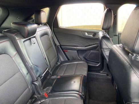 Used 2024 Ford Escape ST-Line image 6