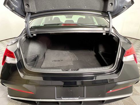 Certified 2025 Hyundai Elantra SEL w/ Cargo Package image 27