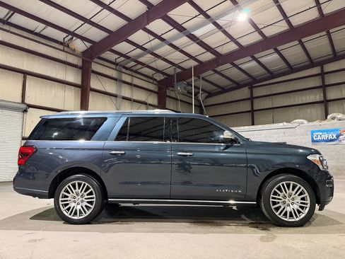 Used 2022 Ford Expedition Max Platinum AWD/4WD image 4