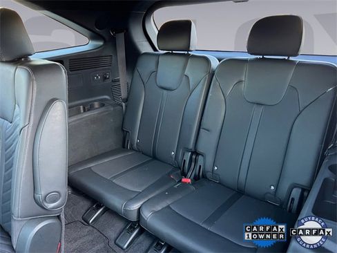 Used 2025 Kia Sorento SX Prestige image 16