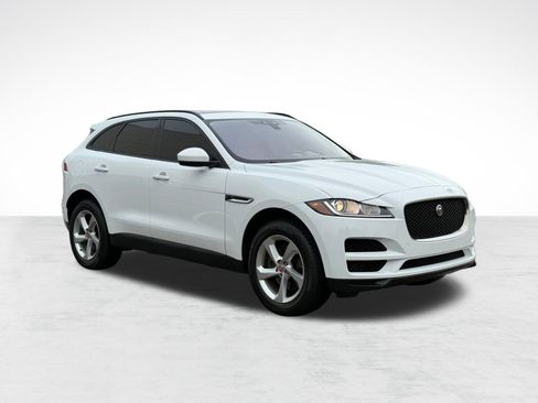 Used 2018 Jaguar F-PACE Premium AWD/4WD image 7