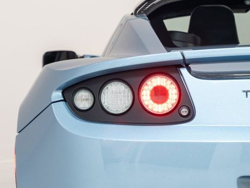 Used 2008 Tesla Roadster RWD image 17