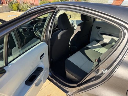 Used 2014 Toyota Prius C Three FWD image 7