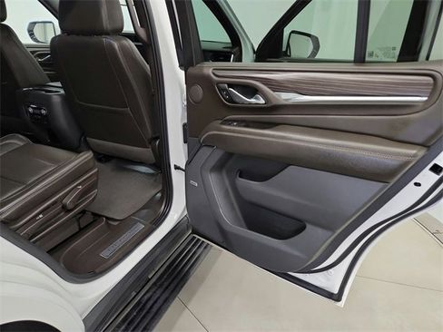 Used 2023 GMC Yukon Denali image 44