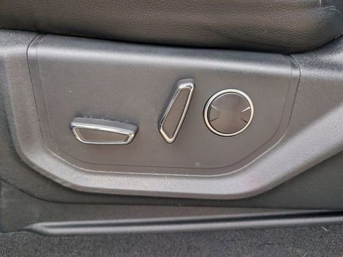 Used 2019 Ford F250 Lariat w/ Lariat Value Package image 26