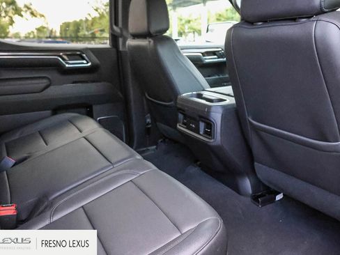 Used 2024 Chevrolet Silverado 1500 LT Trail Boss w/ Convenience Package II AWD/4WD image 13
