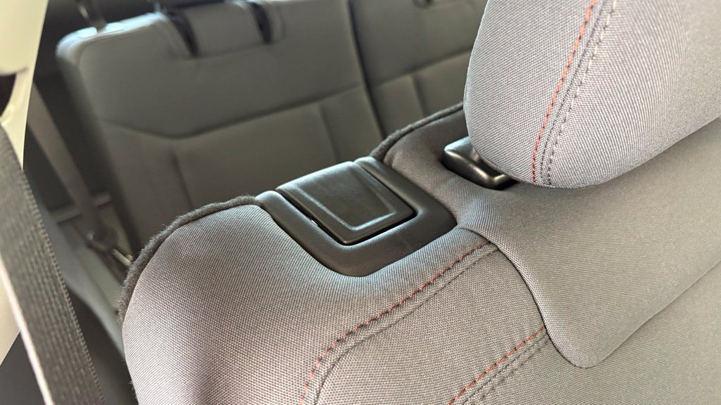 New 2026 Ford Explorer Active AWD/4WD image 31
