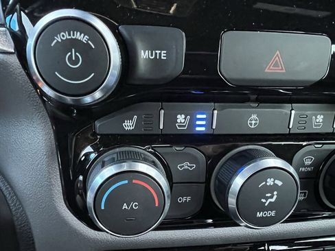 Used 2022 RAM 1500 Laramie image 41