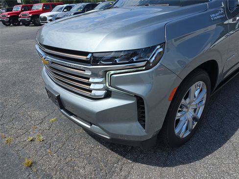 Used 2024 Chevrolet Tahoe High Country w/ Advanced Technology Package AWD/4WD image 9