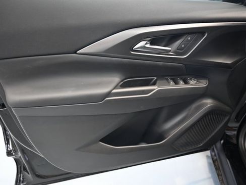 New 2026 Chevrolet Equinox EV LT image 22