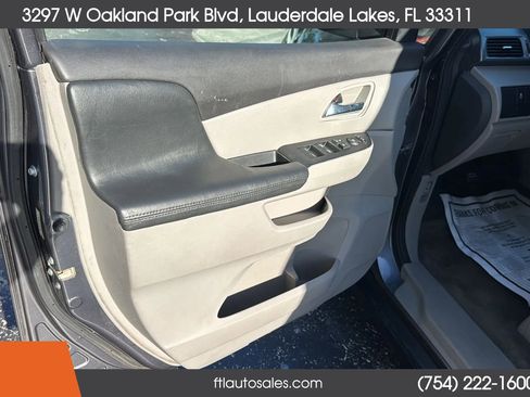 Used 2014 Honda Odyssey LX image 16