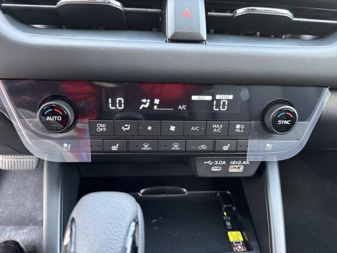 New 2026 Subaru Outback Touring AWD/4WD image 30