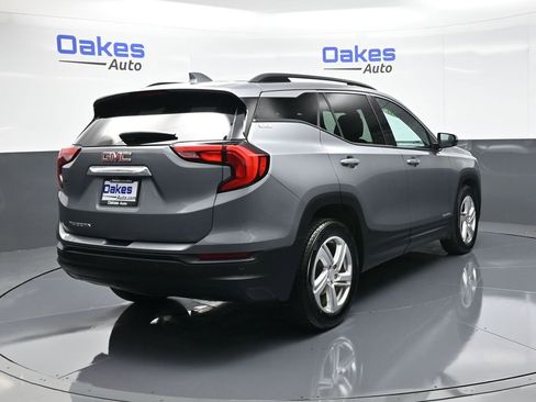 Used 2020 GMC Terrain SLE w/ Driver Convenience Package image 7