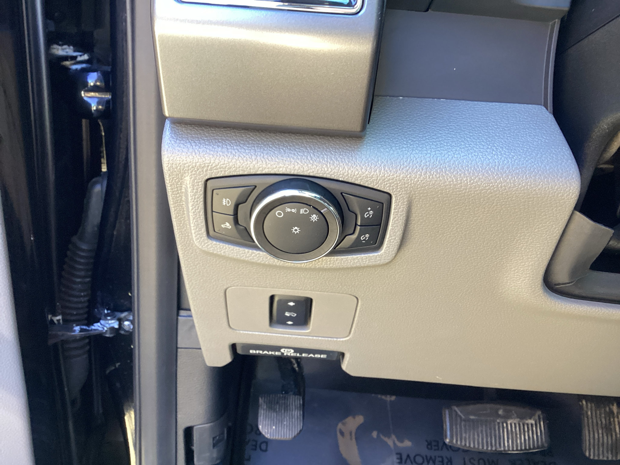 Used 2019 Ford F250 XLT w/ XLT Value Package AWD/4WD image 19