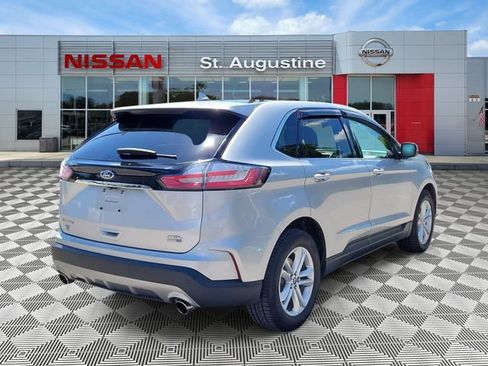 Used 2019 Ford Edge SEL w/ Equipment Group 201A AWD/4WD image 2