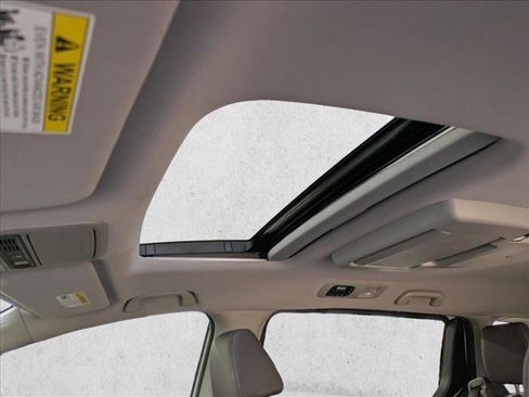 Used 2020 Honda Odyssey Elite image 17