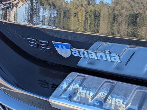 New 2026 Volkswagen Tiguan SE R-Line image 12