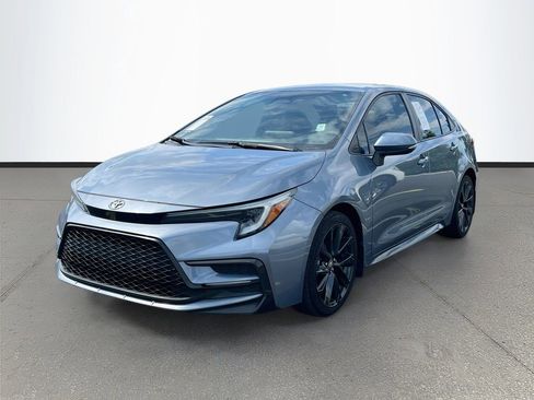 Used 2024 Toyota Corolla SE FWD image 3