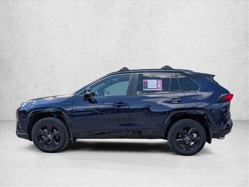 Used 2021 Toyota RAV4 XSE image 9