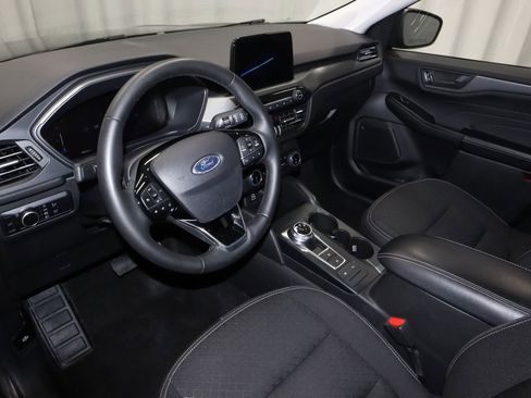 Certified 2024 Ford Escape Active w/ Cold Weather Package FWD image 25