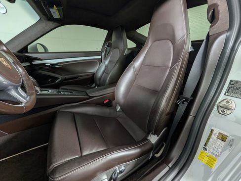 Used 2015 Porsche 911 Turbo image 5