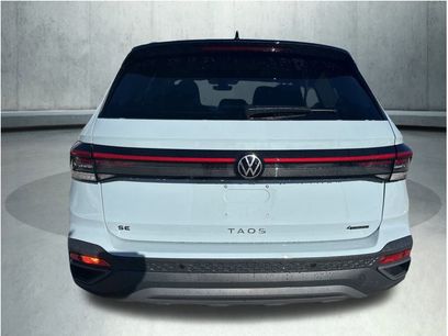 New 2026 Volkswagen Taos SE