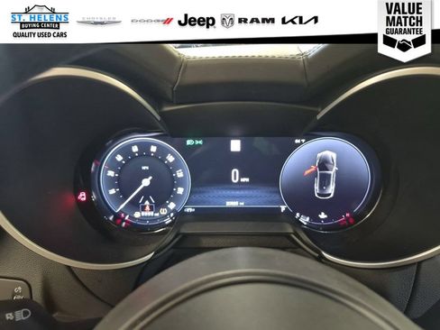 Used 2024 Alfa Romeo Stelvio Veloce AWD/4WD image 5