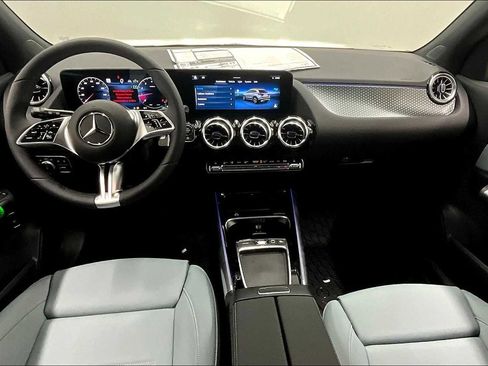 New 2026 Mercedes-Benz GLA 250 image 5