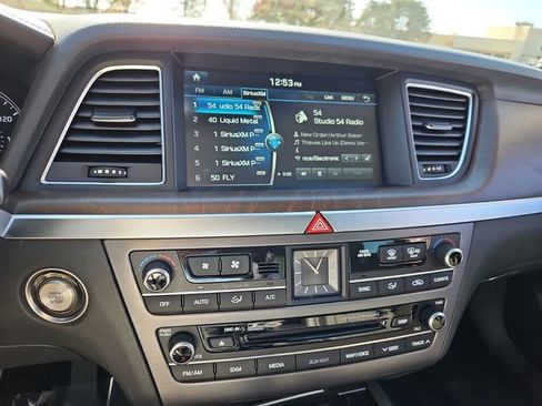 Used 2017 Genesis G80 3.8 w/ Option Group 03 image 23