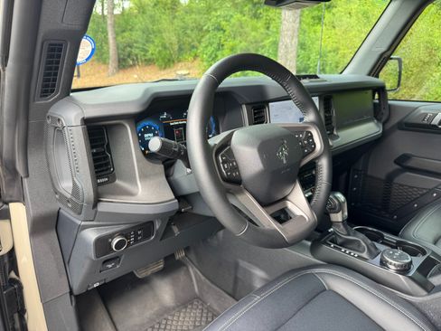 Used 2025 Ford Bronco Big Bend AWD/4WD image 32