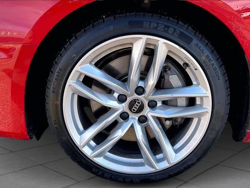 Used 2024 Audi A4 2.0T Premium Plus image 12