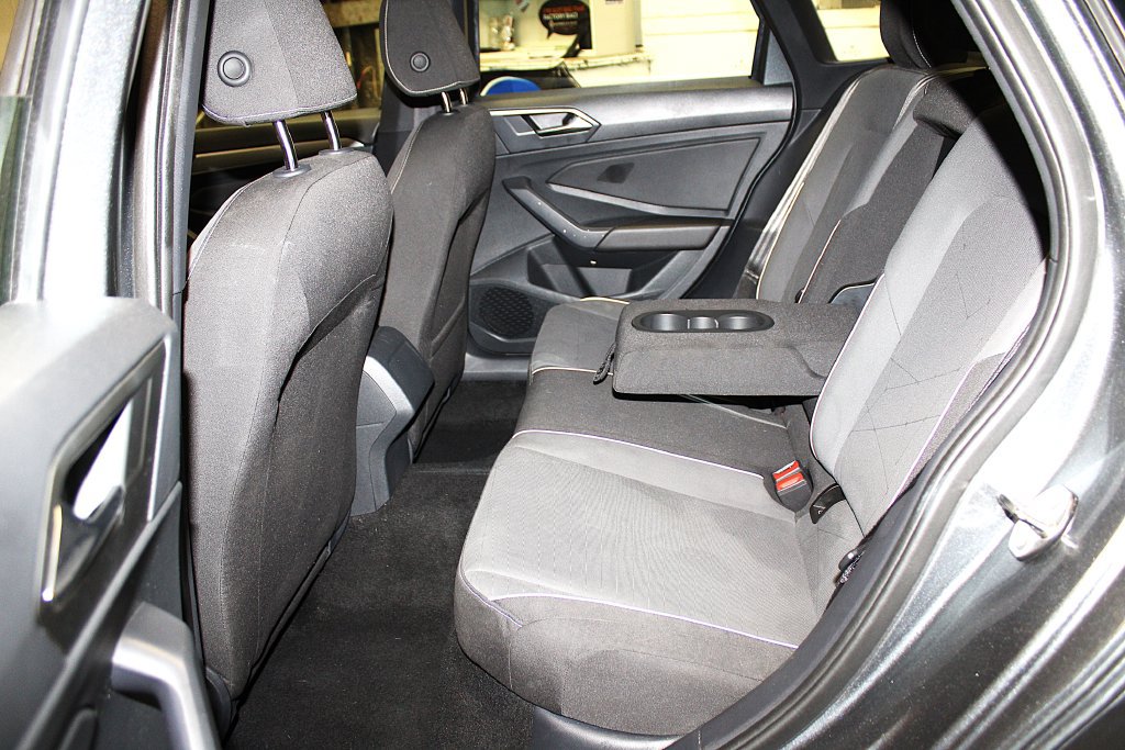 Used 2025 Volkswagen Jetta Sport FWD image 25