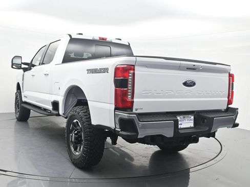New 2026 Ford F250 Lariat w/ Tremor Off-Road Package AWD/4WD image 9