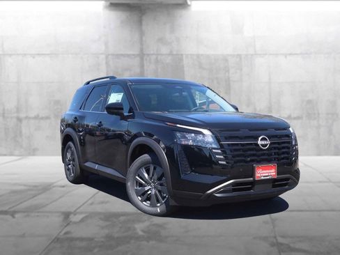 New 2026 Nissan Pathfinder SV image 2