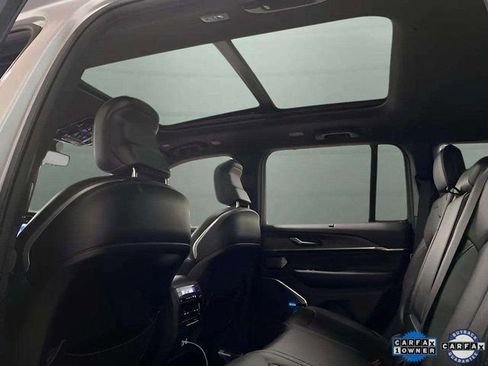 Used 2023 Jeep Grand Cherokee Overland w/ Luxury Tech Group IV image 27