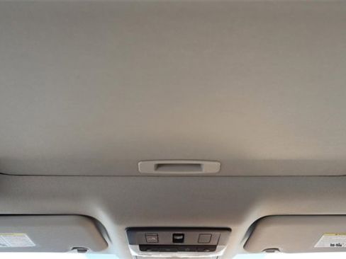 New 2025 Nissan Sentra SV w/ SV Premium Package image 13