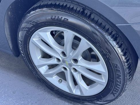 Used 2016 Chevrolet Malibu LT FWD image 21